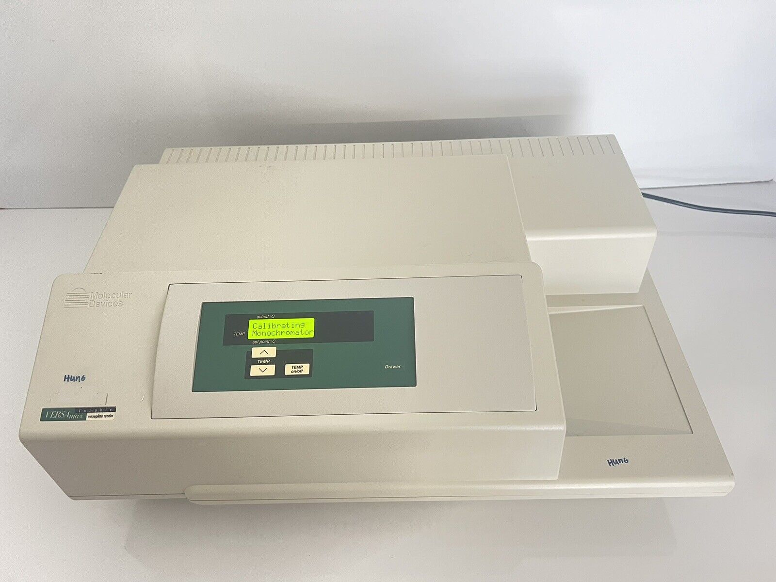 Molecular Devices VersaMax Tunable Microplate Reader