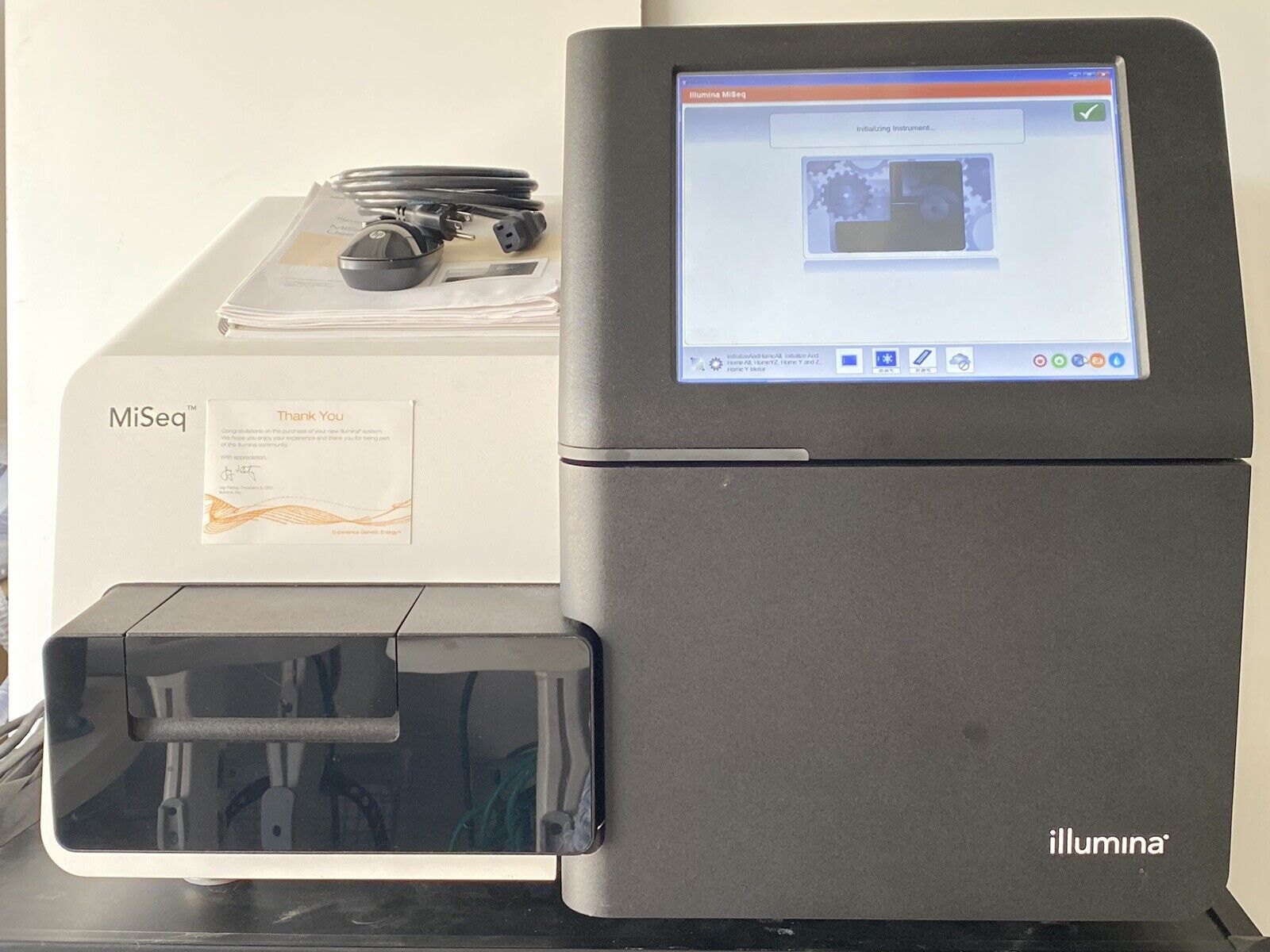 Illumina MiSeq DNA sequencer SY-410-1003