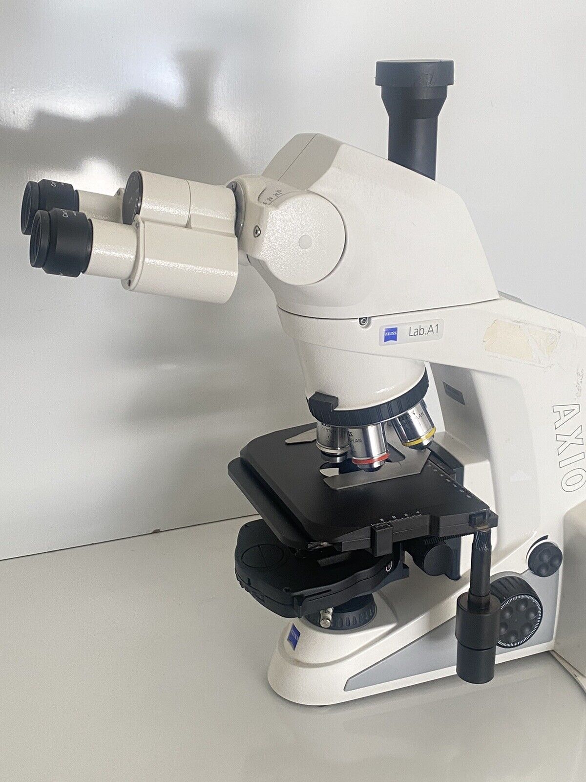 Carl Zeiss Axio Lab. A1 Brightfield/Phase Contrast Ergo Microscope