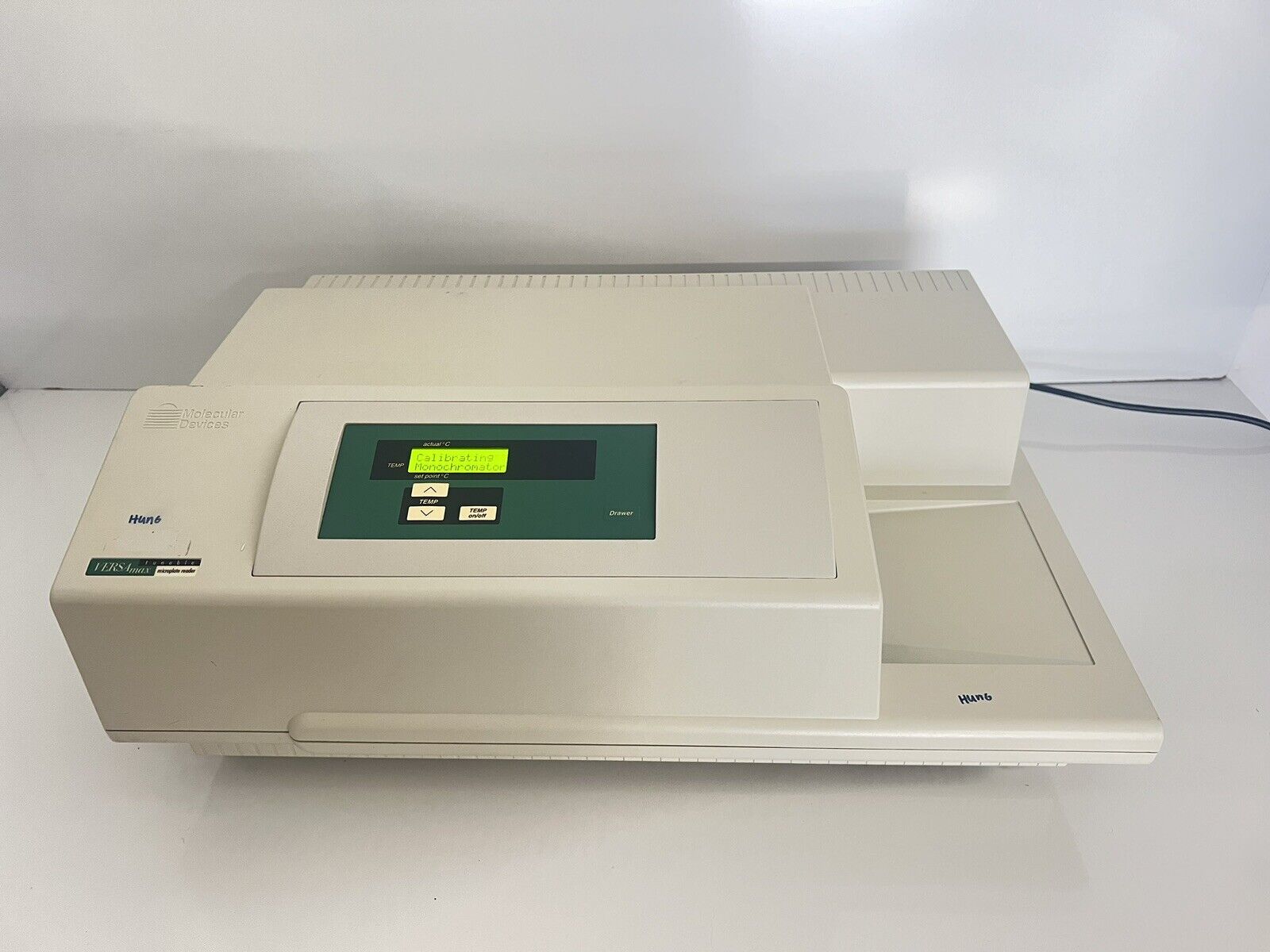 Molecular Devices VersaMax Tunable Microplate Reader