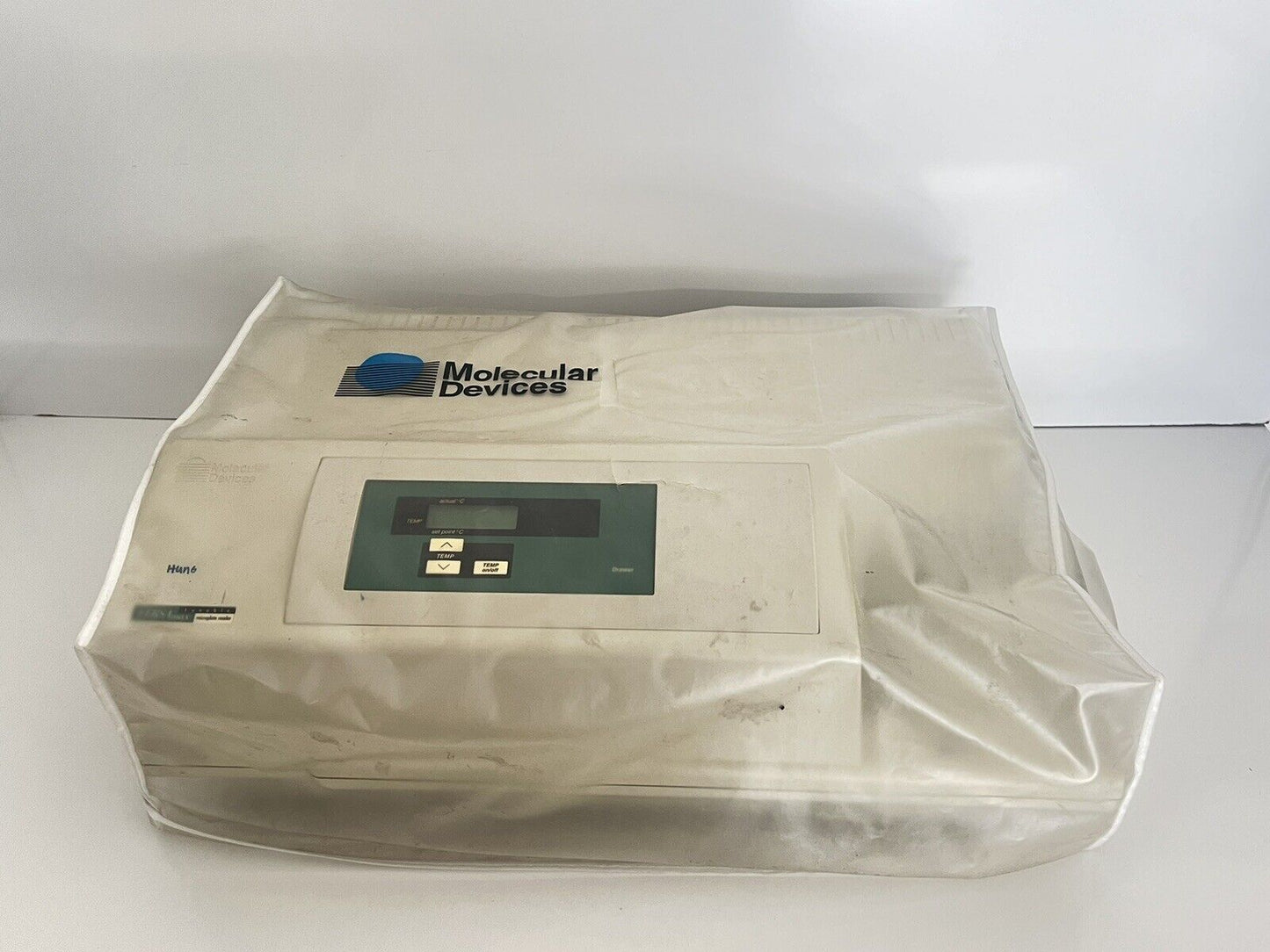 Molecular Devices VersaMax Tunable Microplate Reader