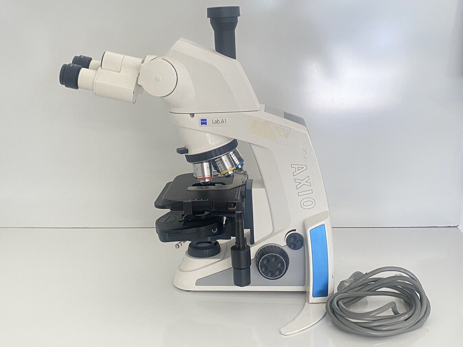 Carl Zeiss Axio Lab. A1 Brightfield/Phase Contrast Ergo Microscope