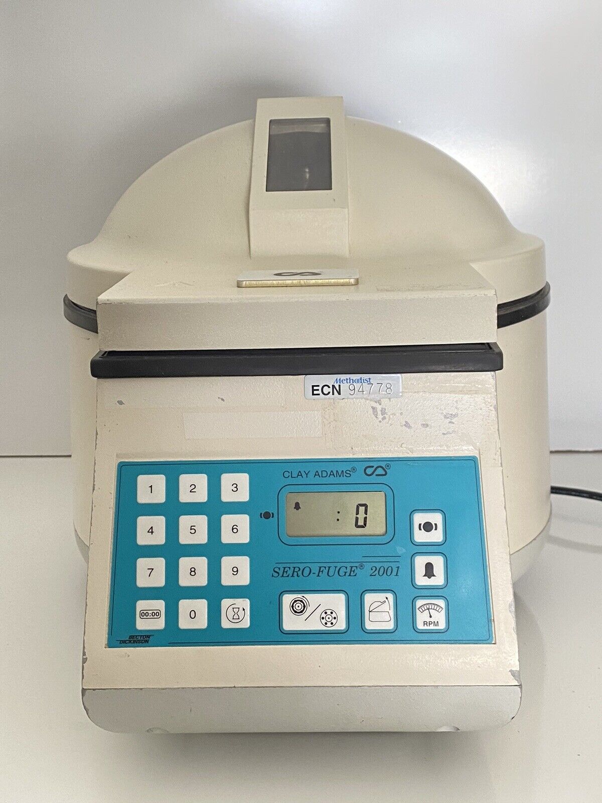 Becton Dickinson Clay Adams Sero-Fuge 2001 Centrifuge Model 420351 W/ Rotor