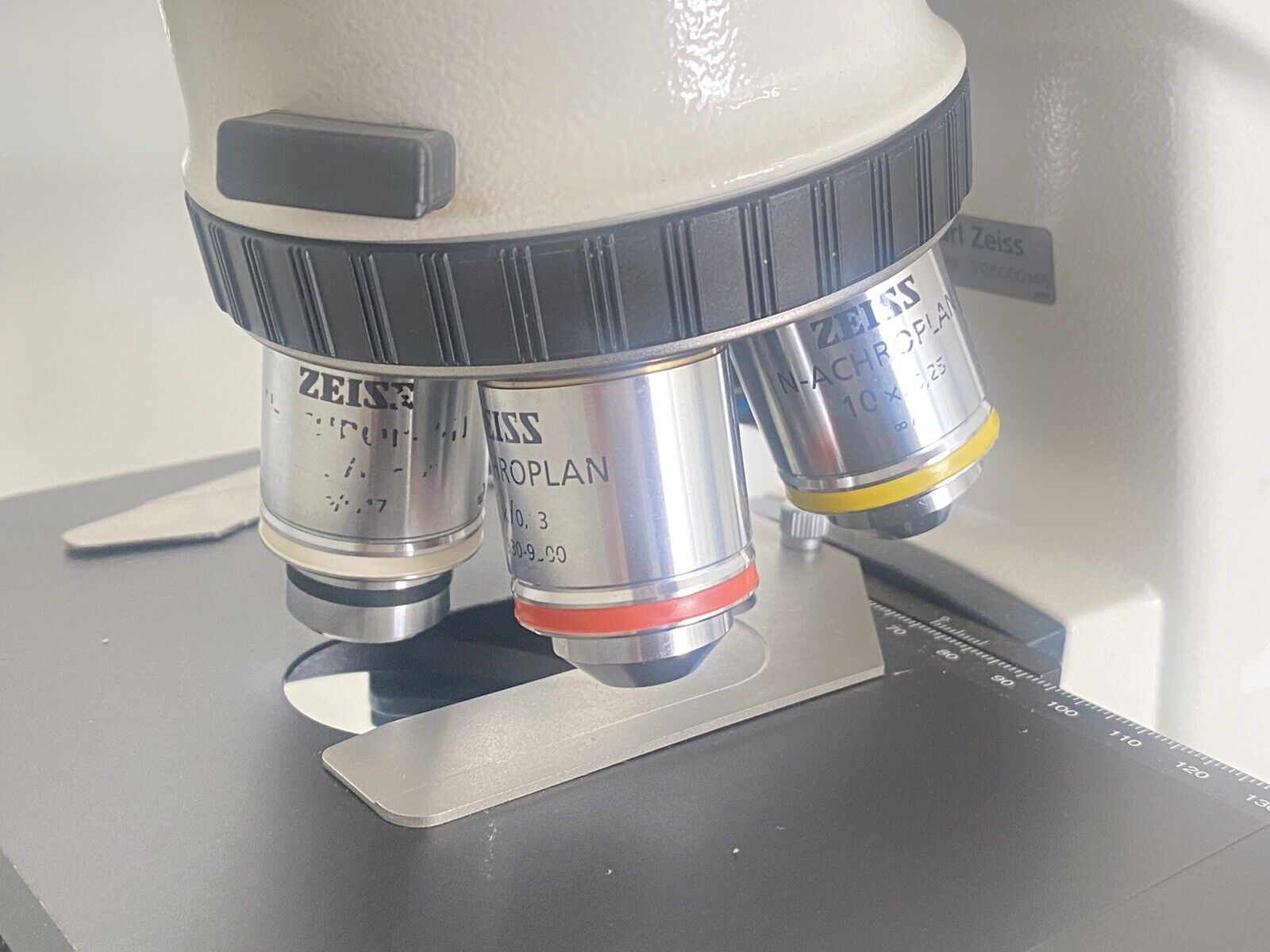 Carl Zeiss Axio Lab. A1 Brightfield/Phase Contrast Ergo Microscope